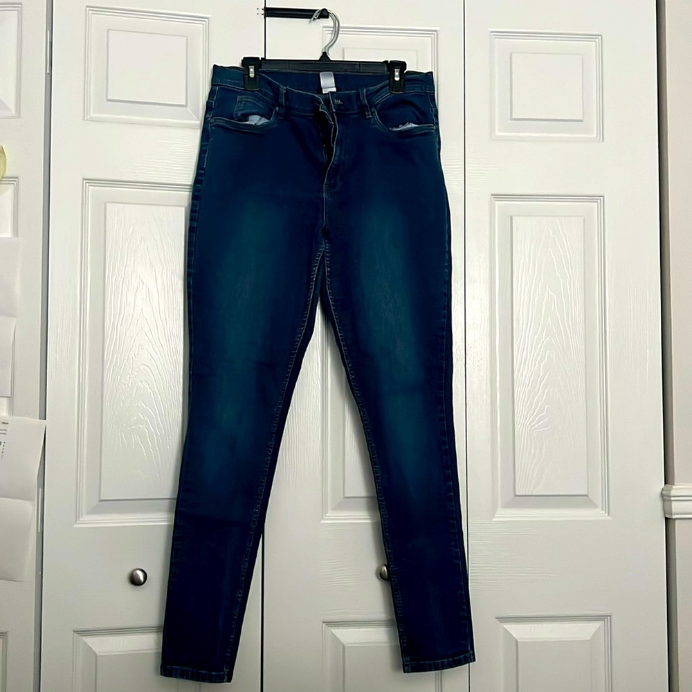 Women’s Long Skinny Jeans